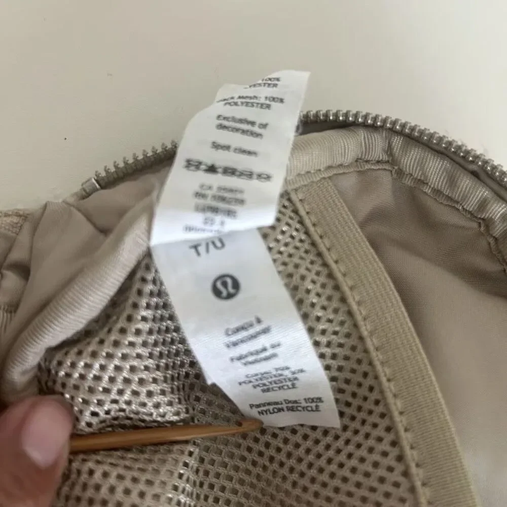 Lululemon Everywhere Belt Bag Sherpa Fleece White Ivory Tan Crossbody Fanny Pack